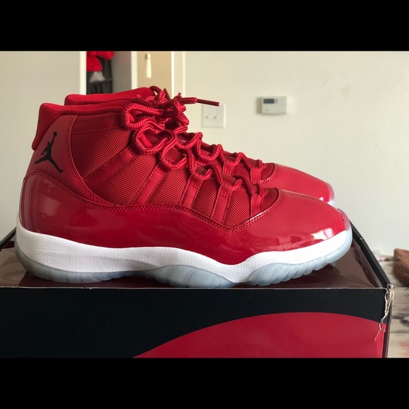 Jordan 11s